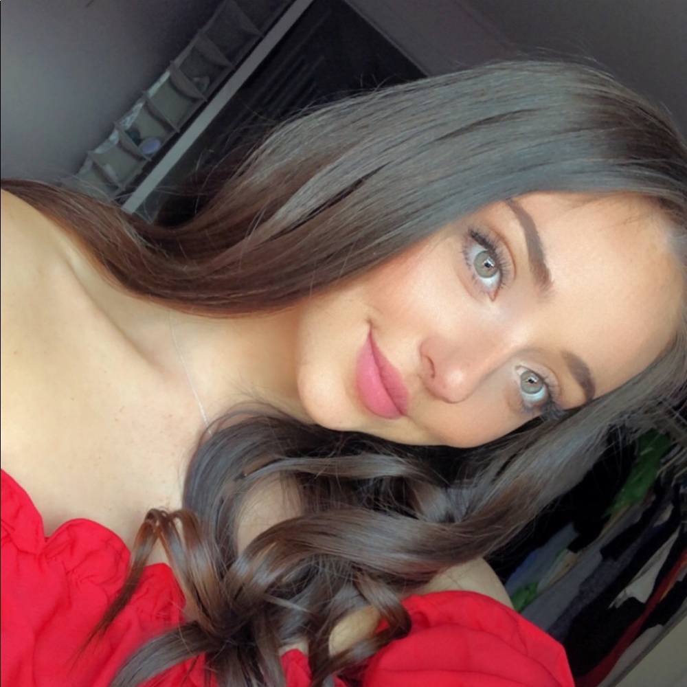 Meet your Posher, Alexa